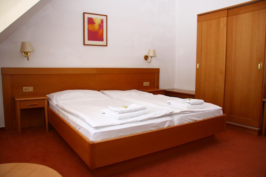 Penzion Budvarka Hodonín Esterno foto